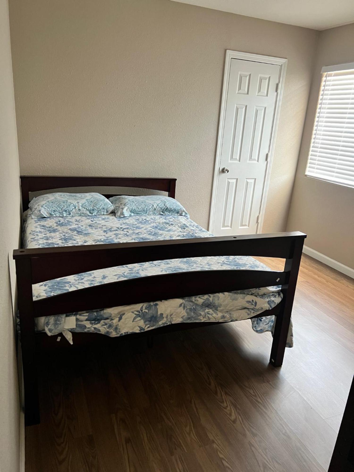 Serene 2Bed 1Bath Condo With Parking Fresno Ngoại thất bức ảnh