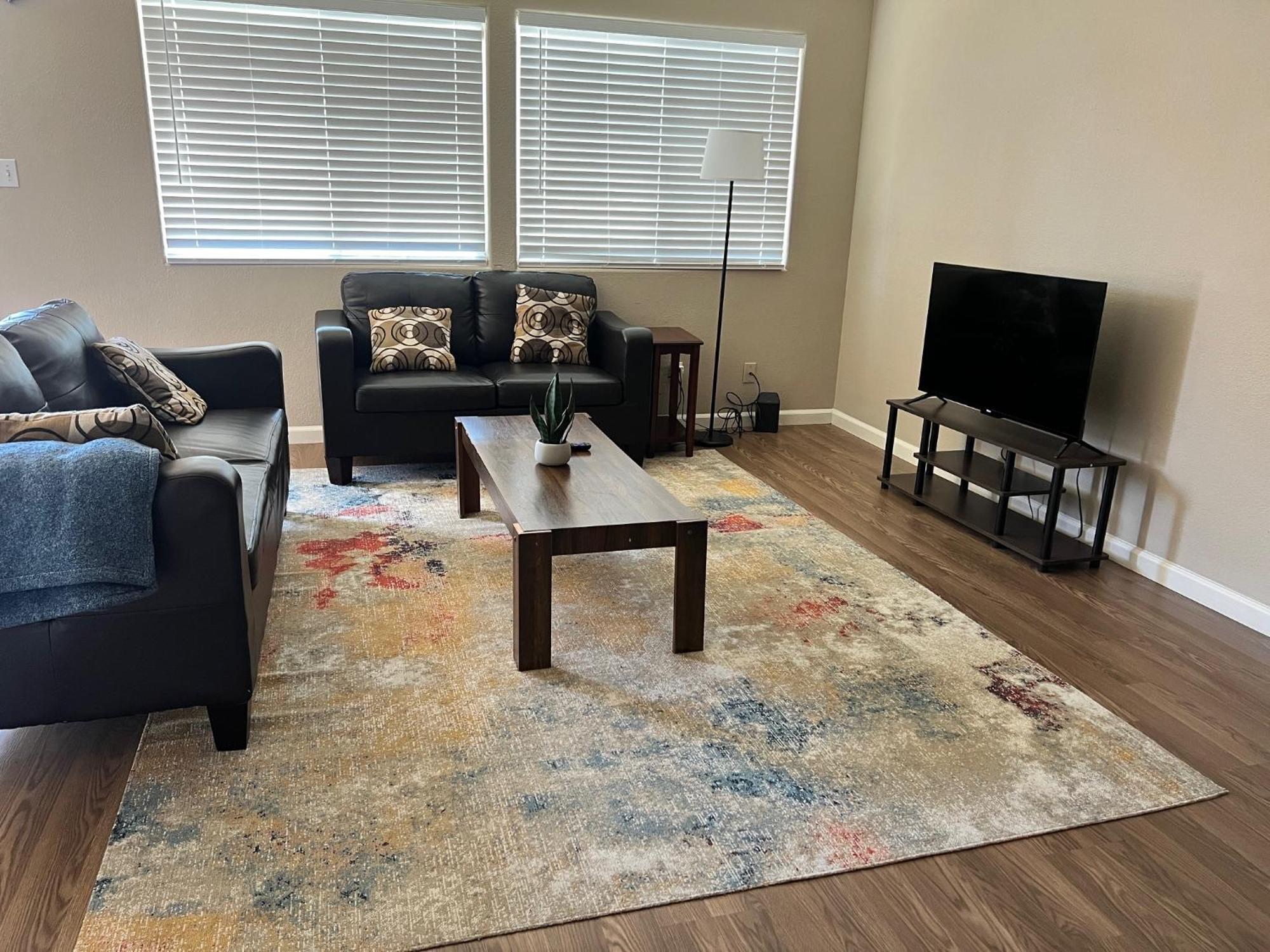 Serene 2Bed 1Bath Condo With Parking Fresno Ngoại thất bức ảnh